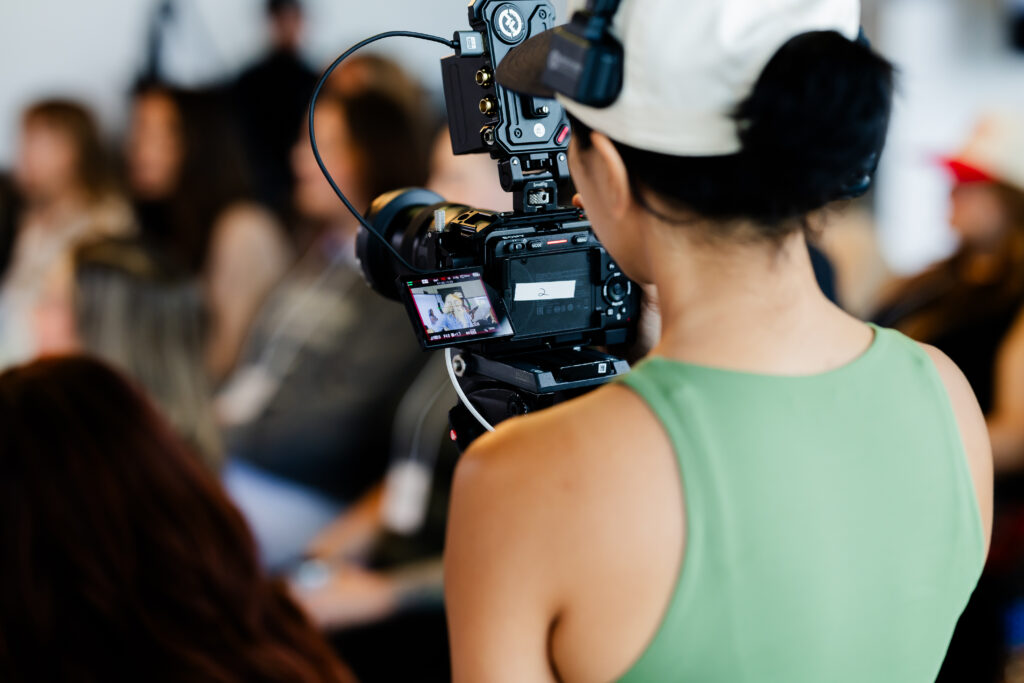 Confidence With Crowns (CWC)Confidence: Hybrid Live Streaming for Hair Education Confidence With Crowns (CWC)Confidence: Hybrid Live Streaming for Hair Education